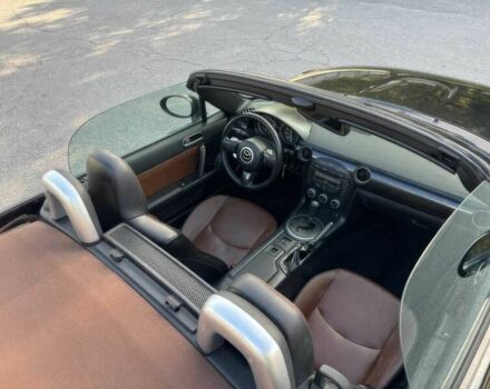 Чорний Мазда МХ-5, об'ємом двигуна 2 л та пробігом 81 тис. км за 7800 $, фото 8 на Automoto.ua