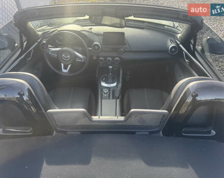 Черный Мазда МХ-5, объемом двигателя 2 л и пробегом 17 тыс. км за 25500 $, фото 10 на Automoto.ua