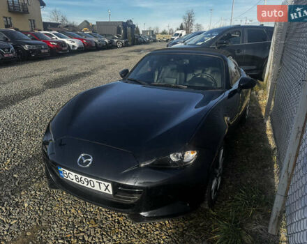 Черный Мазда МХ-5, объемом двигателя 2 л и пробегом 17 тыс. км за 25500 $, фото 2 на Automoto.ua