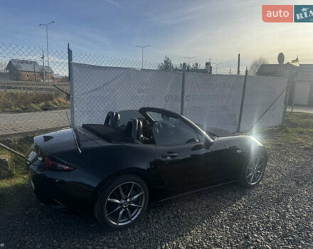 Черный Мазда МХ-5, объемом двигателя 2 л и пробегом 17 тыс. км за 25500 $, фото 8 на Automoto.ua