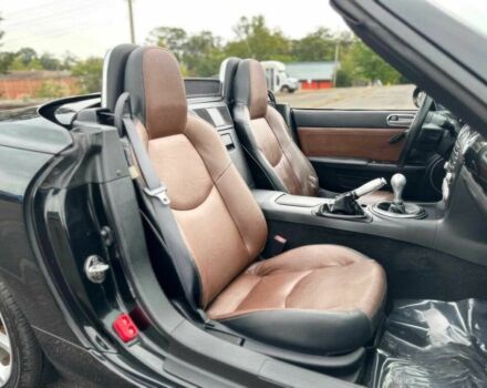 Черный Мазда МХ-5, объемом двигателя 2 л и пробегом 78 тыс. км за 7800 $, фото 12 на Automoto.ua