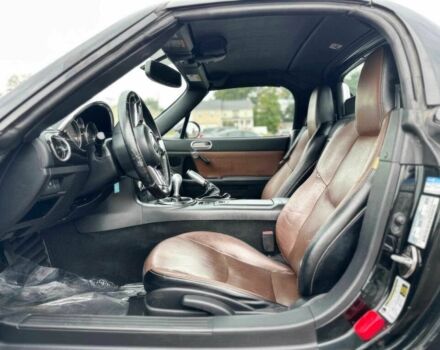 Черный Мазда МХ-5, объемом двигателя 2 л и пробегом 78 тыс. км за 7800 $, фото 13 на Automoto.ua