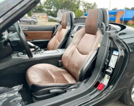 Черный Мазда МХ-5, объемом двигателя 2 л и пробегом 78 тыс. км за 7800 $, фото 11 на Automoto.ua