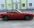 Красный Мазда МХ-5, объемом двигателя 1.6 л и пробегом 263 тыс. км за 10000 $, фото 2 на Automoto.ua