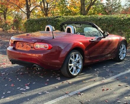 Красный Мазда МХ-5, объемом двигателя 2 л и пробегом 89 тыс. км за 6000 $, фото 5 на Automoto.ua