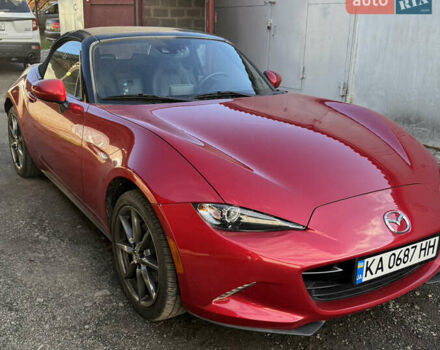Красный Мазда МХ-5, объемом двигателя 2 л и пробегом 40 тыс. км за 19000 $, фото 5 на Automoto.ua
