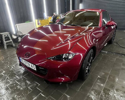 Красный Мазда МХ-5, объемом двигателя 2 л и пробегом 12 тыс. км за 21000 $, фото 1 на Automoto.ua