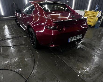 Красный Мазда МХ-5, объемом двигателя 2 л и пробегом 12 тыс. км за 21000 $, фото 2 на Automoto.ua