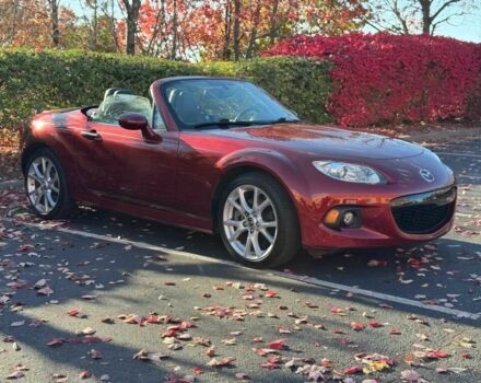 Красный Мазда МХ-5, объемом двигателя 2 л и пробегом 89 тыс. км за 6000 $, фото 1 на Automoto.ua