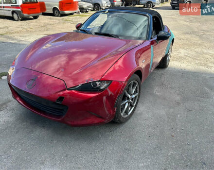 Красный Мазда МХ-5, объемом двигателя 0 л и пробегом 100 тыс. км за 13500 $, фото 1 на Automoto.ua