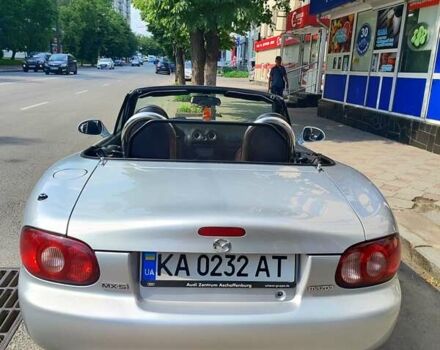 Серый Мазда МХ-5, объемом двигателя 1.6 л и пробегом 130 тыс. км за 8800 $, фото 19 на Automoto.ua