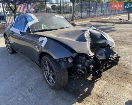 Серый Мазда МХ-5, объемом двигателя 2 л и пробегом 102 тыс. км за 6100 $, фото 4 на Automoto.ua