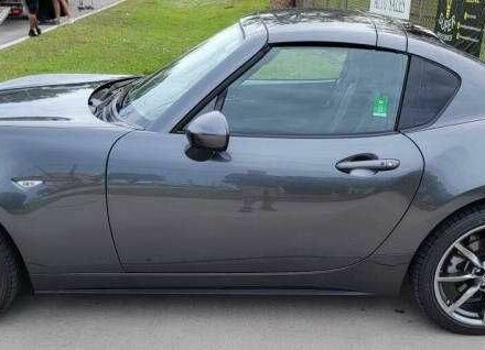 Серый Мазда МХ-5, объемом двигателя 2 л и пробегом 2 тыс. км за 6600 $, фото 2 на Automoto.ua