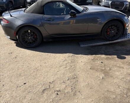 Серый Мазда МХ-5, объемом двигателя 2 л и пробегом 82 тыс. км за 5500 $, фото 1 на Automoto.ua