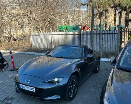 Серый Мазда МХ-5, объемом двигателя 2 л и пробегом 92 тыс. км за 22000 $, фото 1 на Automoto.ua