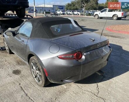 Серый Мазда МХ-5, объемом двигателя 2 л и пробегом 102 тыс. км за 6100 $, фото 1 на Automoto.ua