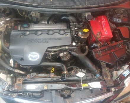 Черный Мазда Премаси, объемом двигателя 2 л и пробегом 300 тыс. км за 800 $, фото 4 на Automoto.ua