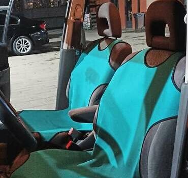 Черный Мазда Премаси, объемом двигателя 1.84 л и пробегом 259 тыс. км за 3800 $, фото 4 на Automoto.ua