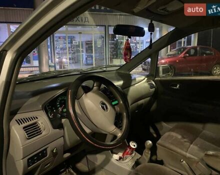 Сірий Мазда Премасі, об'ємом двигуна 1.8 л та пробігом 242 тис. км за 1999 $, фото 3 на Automoto.ua