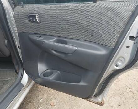 Серый Мазда Премаси, объемом двигателя 2 л и пробегом 250 тыс. км за 2800 $, фото 7 на Automoto.ua