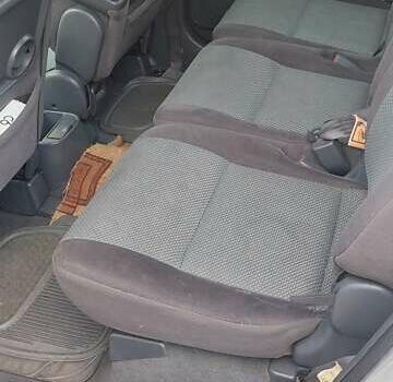 Серый Мазда Премаси, объемом двигателя 2 л и пробегом 250 тыс. км за 2800 $, фото 14 на Automoto.ua