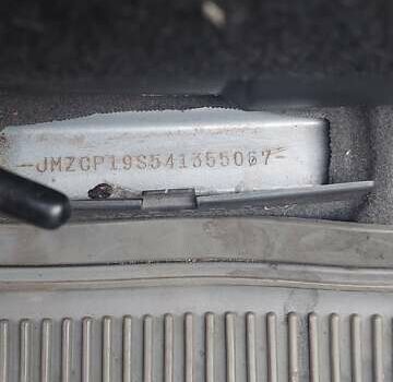 Серый Мазда Премаси, объемом двигателя 2 л и пробегом 250 тыс. км за 2800 $, фото 15 на Automoto.ua