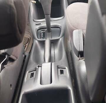 Серый Мазда Премаси, объемом двигателя 2 л и пробегом 250 тыс. км за 2800 $, фото 12 на Automoto.ua