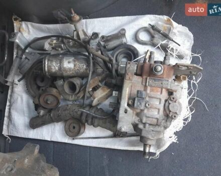 Серый Мазда Премаси, объемом двигателя 2 л и пробегом 270 тыс. км за 3200 $, фото 6 на Automoto.ua