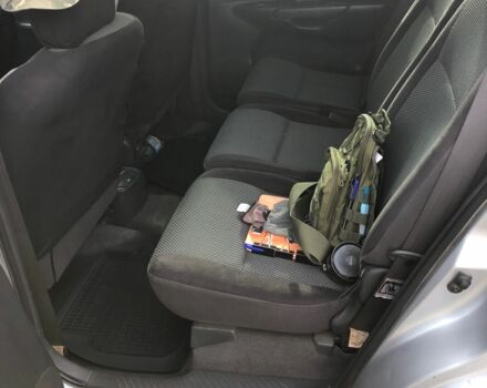 Серый Мазда Премаси, объемом двигателя 2 л и пробегом 200 тыс. км за 4000 $, фото 5 на Automoto.ua