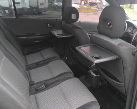 Серый Мазда Премаси, объемом двигателя 1.8 л и пробегом 397 тыс. км за 2200 $, фото 3 на Automoto.ua