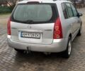Серый Мазда Премаси, объемом двигателя 2 л и пробегом 324 тыс. км за 3500 $, фото 3 на Automoto.ua