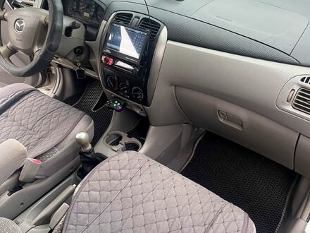 Серый Мазда Премаси, объемом двигателя 2 л и пробегом 354 тыс. км за 3200 $, фото 1 на Automoto.ua