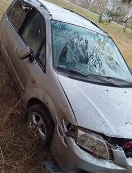 Серый Мазда Премаси, объемом двигателя 1.84 л и пробегом 324 тыс. км за 1000 $, фото 1 на Automoto.ua