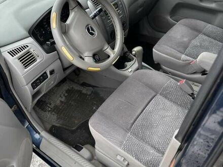 Синій Мазда Премасі, об'ємом двигуна 1.8 л та пробігом 210 тис. км за 4000 $, фото 1 на Automoto.ua