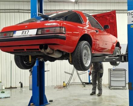 Червоний Мазда РХ-7, об'ємом двигуна 1.8 л та пробігом 90 тис. км за 20000 $, фото 1 на Automoto.ua