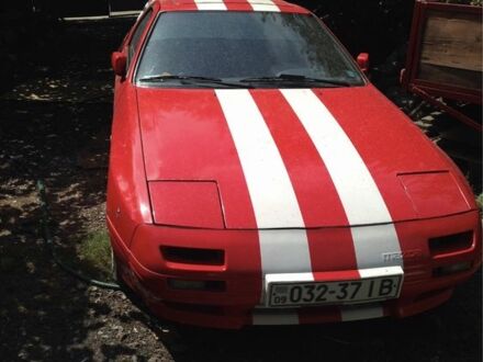 Червоний Мазда РХ-7, об'ємом двигуна 0 л та пробігом 150 тис. км за 5000 $, фото 1 на Automoto.ua