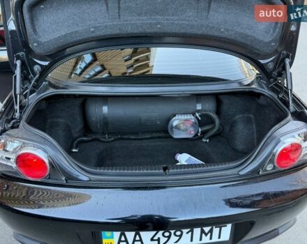 Чорний Мазда РХ-8, об'ємом двигуна 1.31 л та пробігом 72 тис. км за 7500 $, фото 12 на Automoto.ua