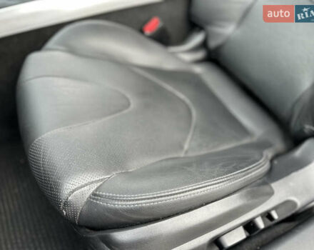 Черный Мазда РХ-8, объемом двигателя 1.31 л и пробегом 94 тыс. км за 7900 $, фото 37 на Automoto.ua