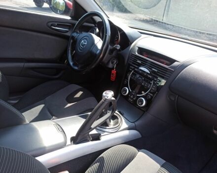 Красный Мазда РХ-8, объемом двигателя 2.5 л и пробегом 170 тыс. км за 5500 $, фото 7 на Automoto.ua