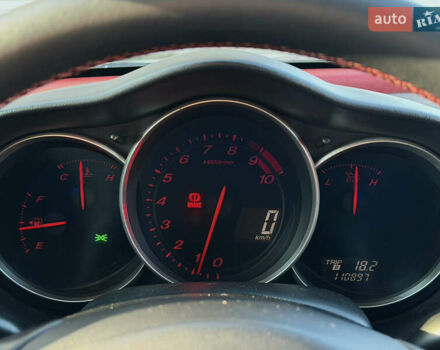 Красный Мазда РХ-8, объемом двигателя 1.3 л и пробегом 110 тыс. км за 6200 $, фото 18 на Automoto.ua