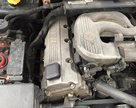 Червоний Мазда РХ-8, об'ємом двигуна 1.8 л та пробігом 100 тис. км за 5500 $, фото 7 на Automoto.ua