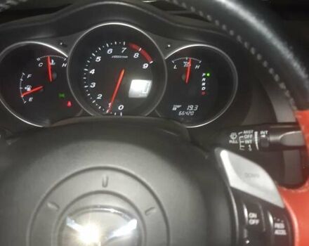 Красный Мазда РХ-8, объемом двигателя 1.3 л и пробегом 67 тыс. км за 8500 $, фото 1 на Automoto.ua