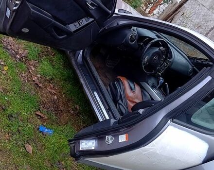 Мазда РХ-8, об'ємом двигуна 1.9 л та пробігом 103 тис. км за 3500 $, фото 6 на Automoto.ua