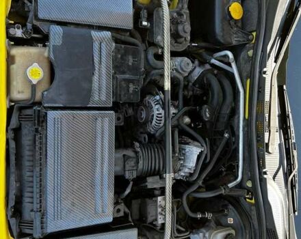 Жовтий Мазда РХ-8, об'ємом двигуна 1.31 л та пробігом 131 тис. км за 5000 $, фото 1 на Automoto.ua