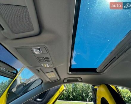 Жовтий Мазда РХ-8, об'ємом двигуна 1.31 л та пробігом 131 тис. км за 5000 $, фото 16 на Automoto.ua