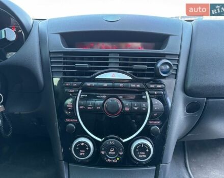 Серый Мазда РХ-8, объемом двигателя 1.3 л и пробегом 215 тыс. км за 5490 $, фото 17 на Automoto.ua