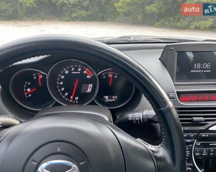 Серый Мазда РХ-8, объемом двигателя 2.5 л и пробегом 206 тыс. км за 7800 $, фото 26 на Automoto.ua