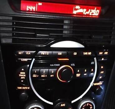 Синій Мазда РХ-8, об'ємом двигуна 1.31 л та пробігом 184 тис. км за 4800 $, фото 4 на Automoto.ua