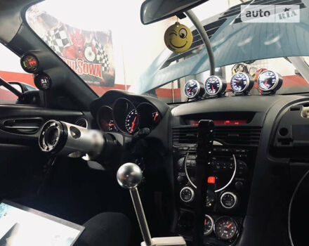 Зеленый Мазда РХ-8, объемом двигателя 2 л и пробегом 73 тыс. км за 18000 $, фото 4 на Automoto.ua