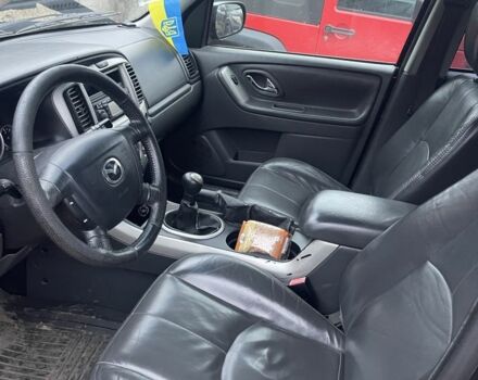 Чорний Мазда Трибьют, об'ємом двигуна 0 л та пробігом 200 тис. км за 1400 $, фото 2 на Automoto.ua